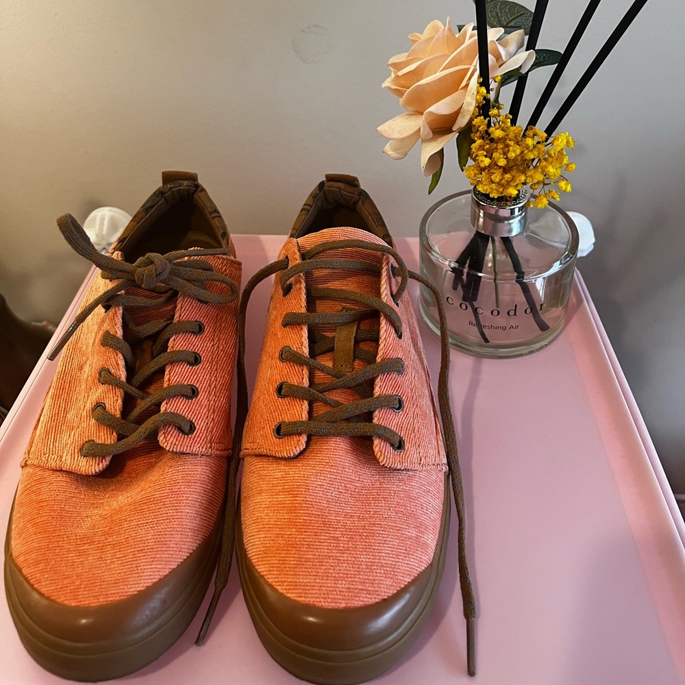 Corduroy Casual Sneaker